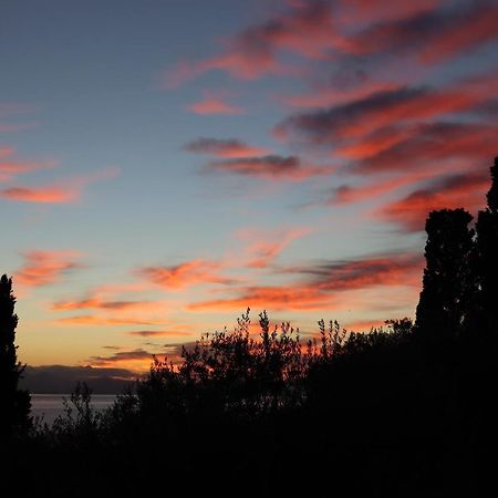 Durrell Corfu Strawberry-Pink Villa Perama  Esterno foto